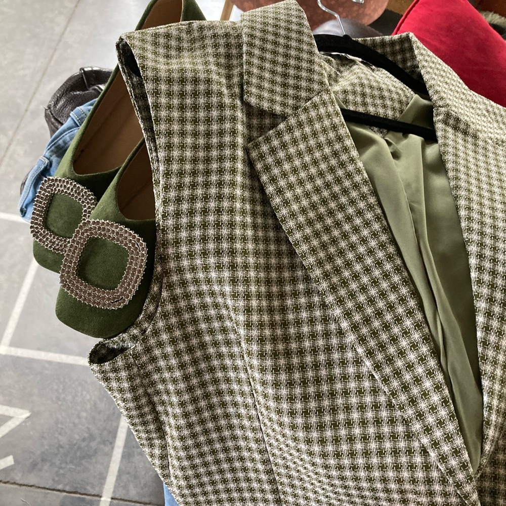 Green Houndstooth Sleeveless Blazer